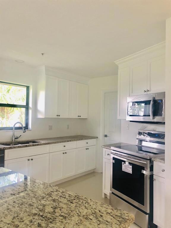 Kitchen (4)