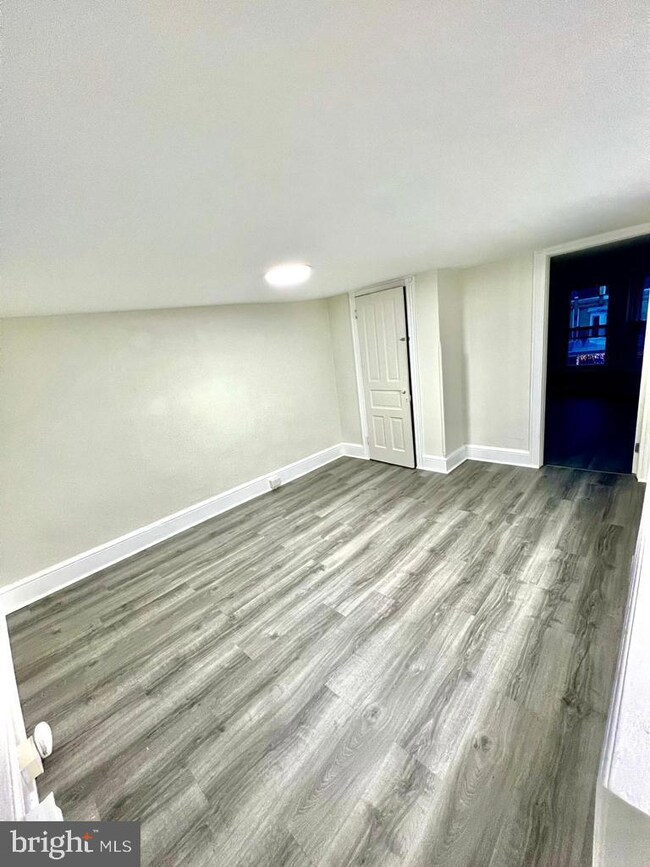 1328 N 12th St, Reading, PA 19604 - photo 5