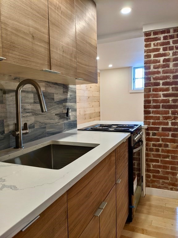 174 Winthrop Rd unit B, Brookline, MA 02445 - photo 2