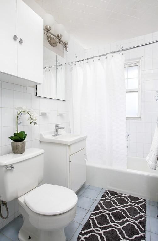 517 Heath St unit 1, Chestnut Hill, MA 02467 - photo 3