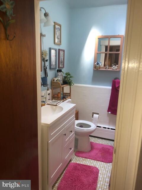 2818 Gillingham St, Philadelphia, PA 19137 - photo 4