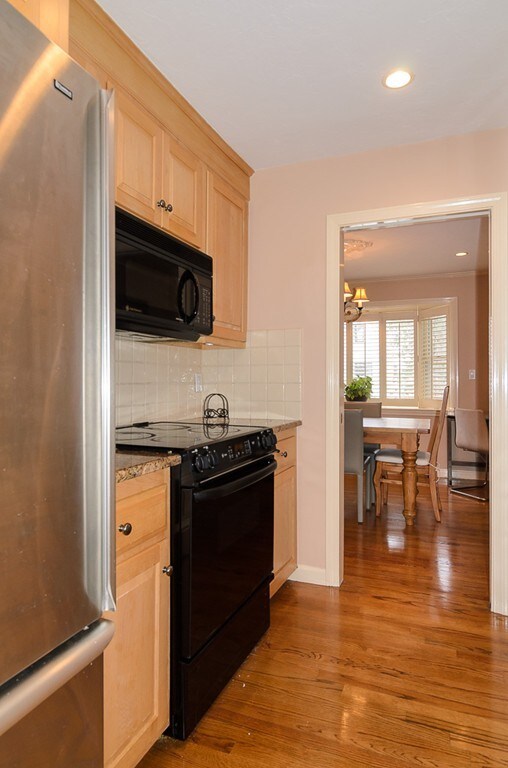 14 Wiswall Cir unit 14, Wellesley, MA 02482 - photo 5