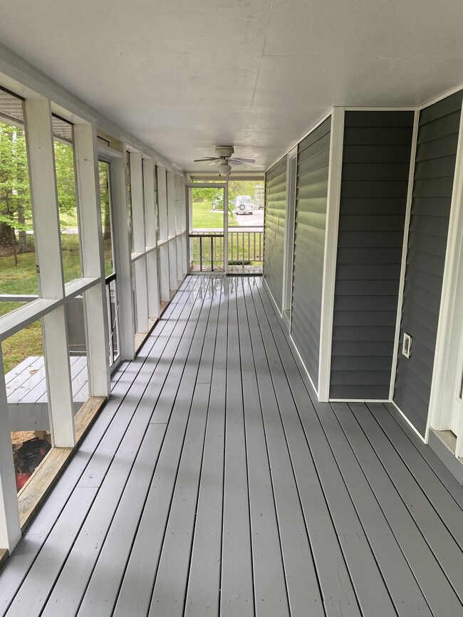 183 Tanglewood Dr, Manchester, TN 37355 - photo 7