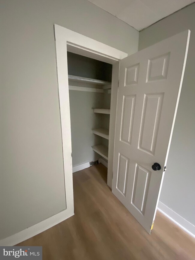 617 New York St, Dunmore, PA 18509 - photo 5