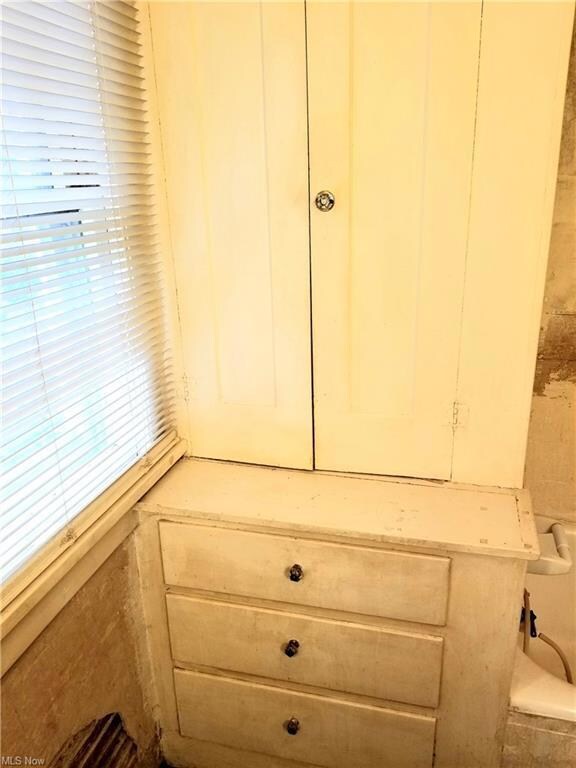 Bathroom built in