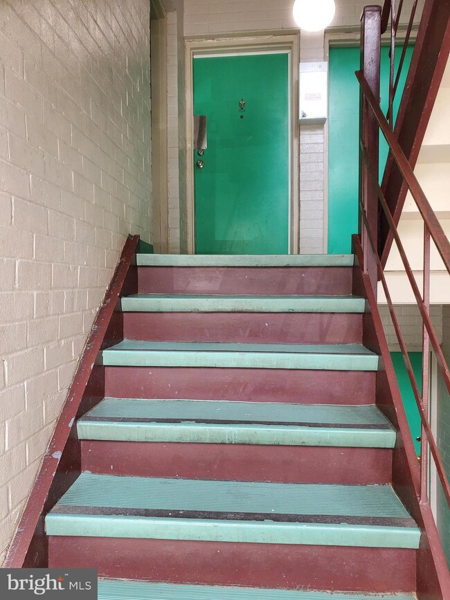 3136 Brinkley Rd unit 12202, Temple Hills, MD 20748 - photo 3