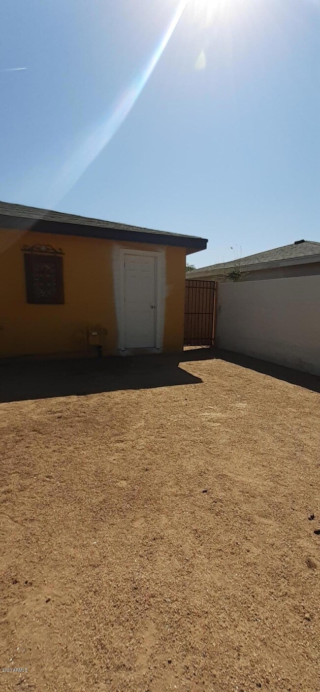 4202 N 48th Dr, Phoenix, AZ 85031 - photo 7