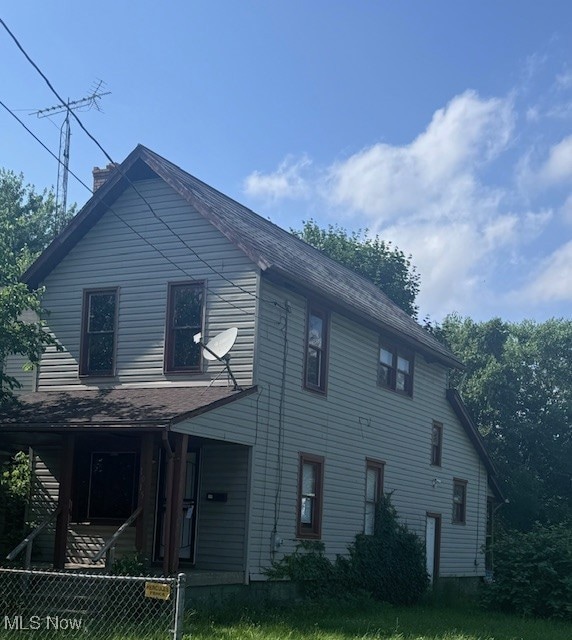 1015 4th St NW, Canton, OH 44703 - photo 2