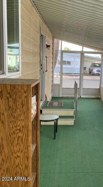 2605 S. Tomahawk #33 Enclosed Front Pati