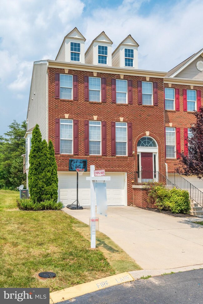 43302 Stonegarden Terrace, Broadlands, VA 20148 - photo 2