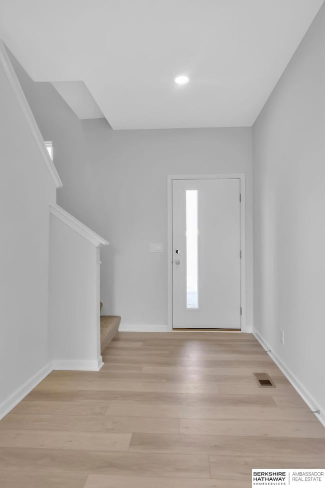 9524 S 181st St, Omaha, NE 68136 - photo 4