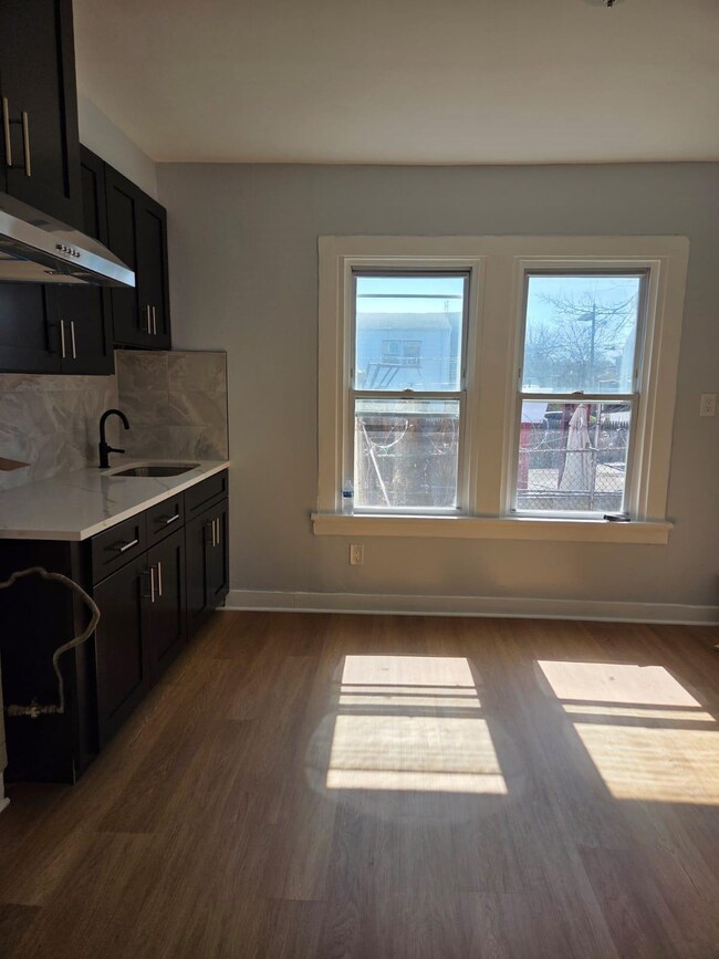 93 N 8th St unit 2, Paterson, NJ 07522 - photo 2