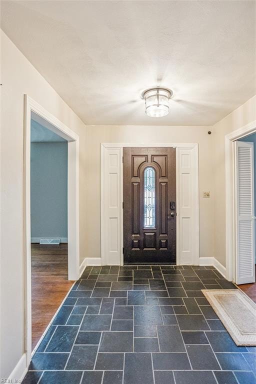 3145 Riveredge Dr, Portsmouth, VA 23703 - photo 5