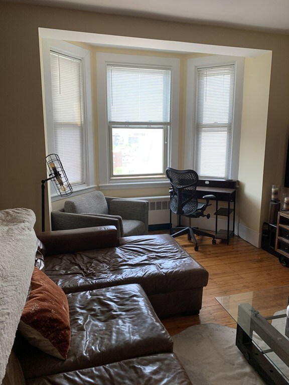 2 Pearl St unit 10, Boston, MA 02110 - photo 5