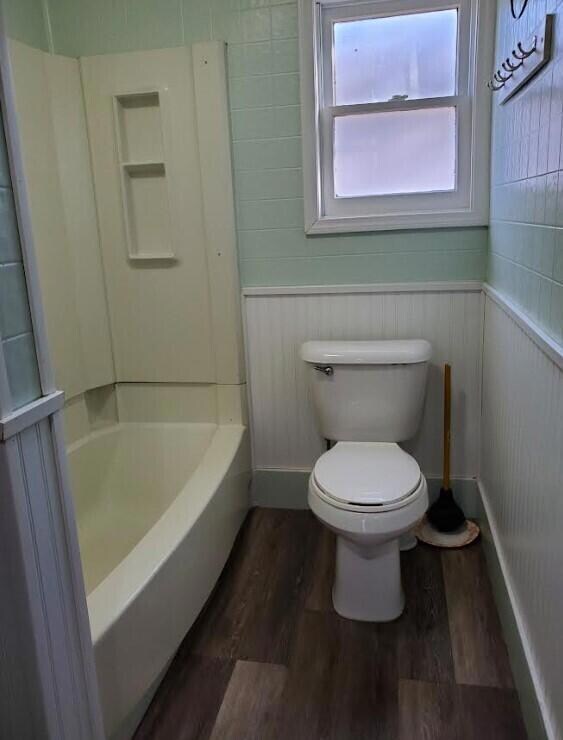 114 Hart St, Marshall, MI 49068 - photo 5