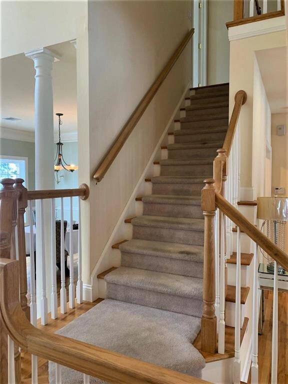 6887 Lehigh Ct, Allentown, PA 18106 - photo 2