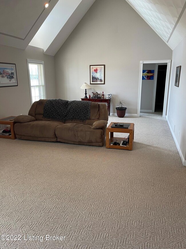 168 Sunray Dr, Shepherdsville, KY 40165 - photo 6