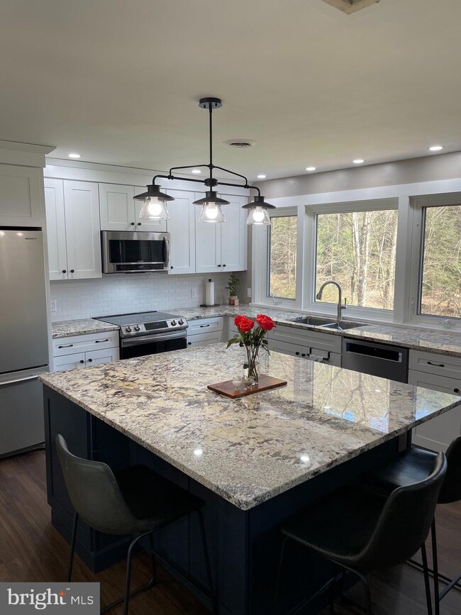 97 Okefenoke Rd, New Bloomfield, PA 17068 - photo 5