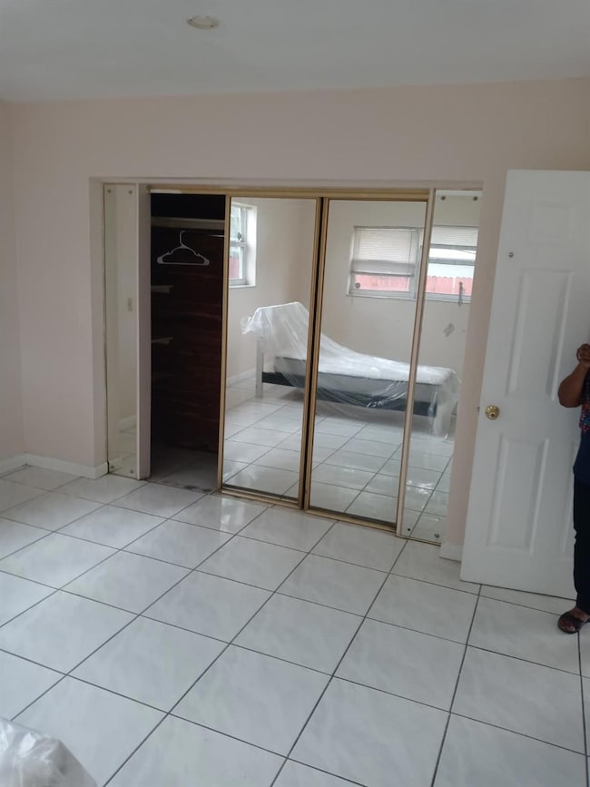 701 SW 4th St, Hallandale Beach, FL 33009 - photo 5