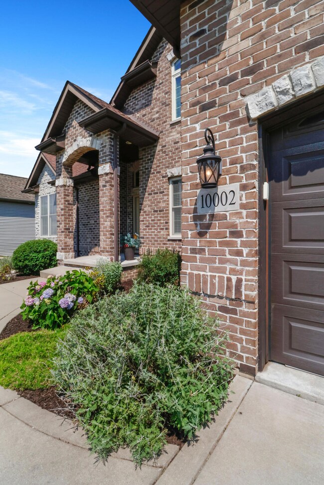 10002 Mathews St, Crown Point, IN 46307 - photo 2