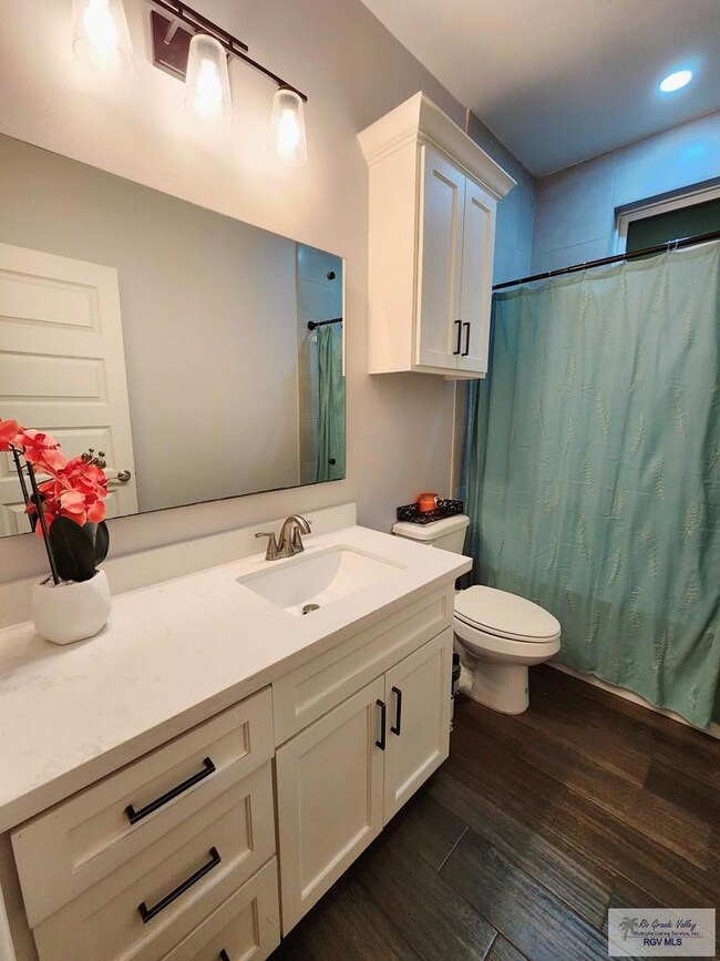 2520 N Louisiana Ave, Weslaco, TX 78599 - photo 7