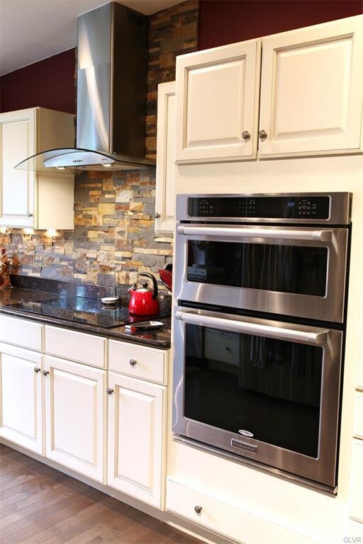 Smooth top stove and Built-in oven