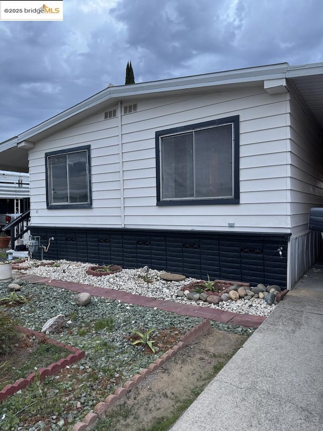 30 Calle Susana, Elk Grove, CA 95624 - photo 2