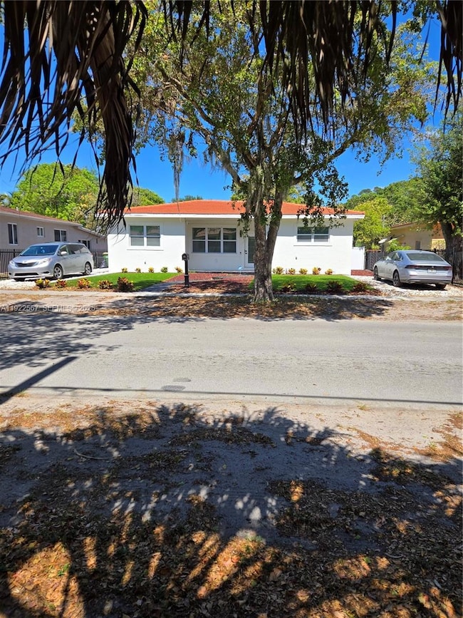 987 NE 145th St unit 1, North Miami, FL 33161 - photo 2