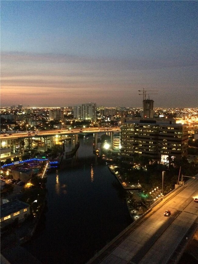 Latitude on the River Condominium unit 1803, Miami Beach, FL 33130 - photo 5