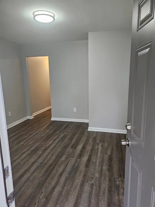 30 E Mckellar Ave, Memphis, TN 38109 - photo 2