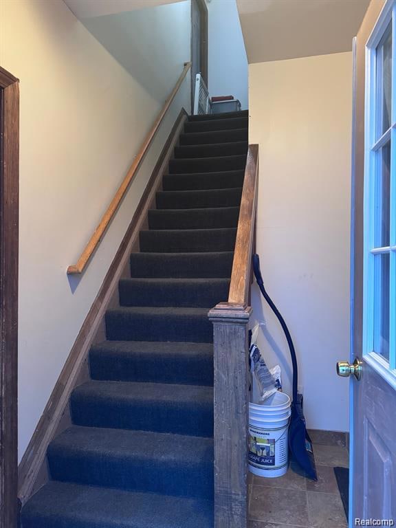 68250 Grand Trunk Unit 4 Ave, Richmond, MI 48062 - photo 2