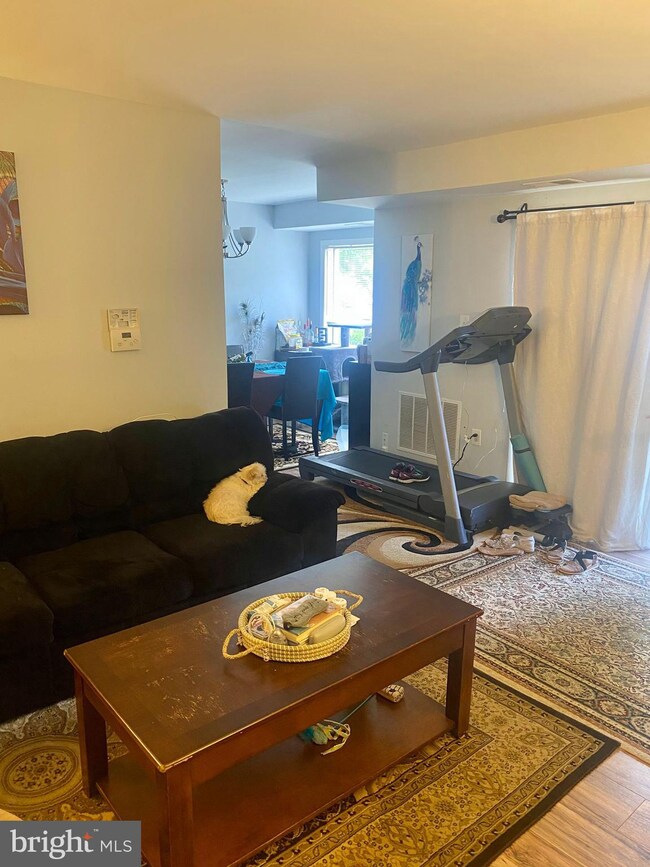 206 Park Terrace Ct SE unit 36, Vienna, VA 22180 - photo 3