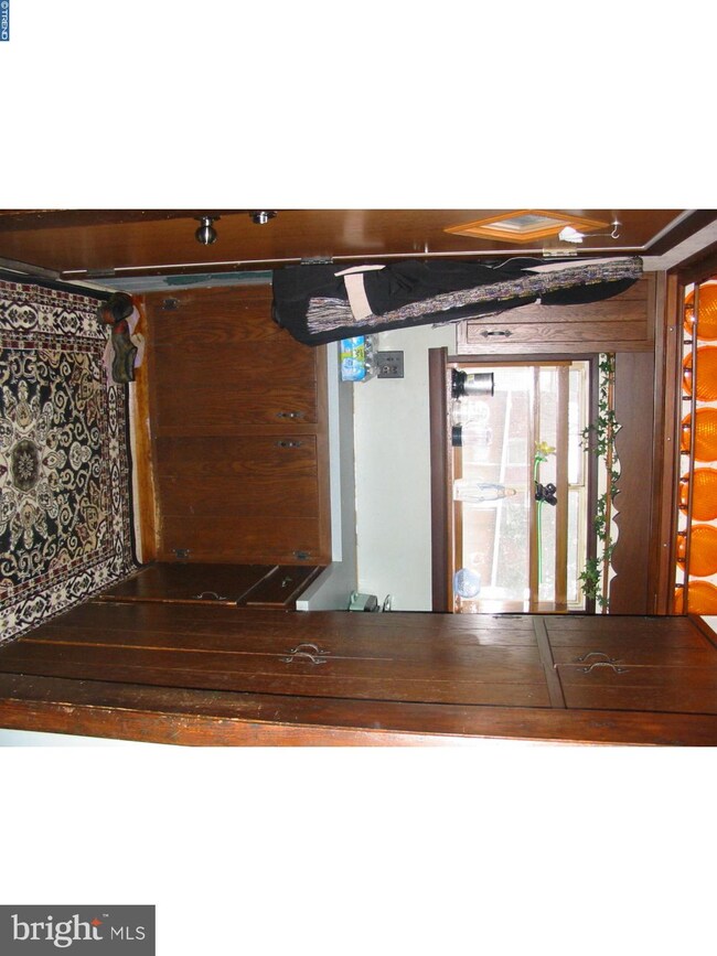 7928 Westview Ave, Upper Darby, PA 19082 - photo 5