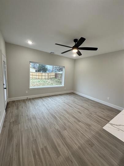 931 W Collins St, Denison, TX 75020 - photo 3