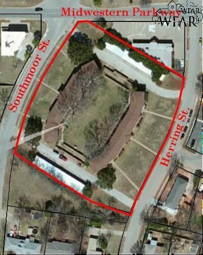 3705 Southmoor Ln unit 6E (Downstairs), Wichita Falls, TX 76302 - photo 5