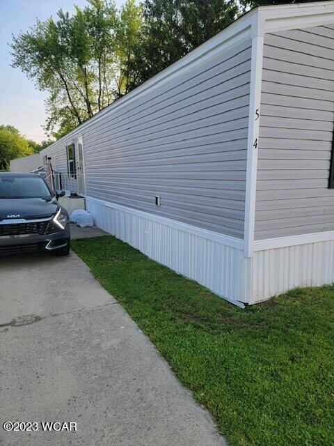 504 Rose, Wapakoneta, OH 45895 - photo 2