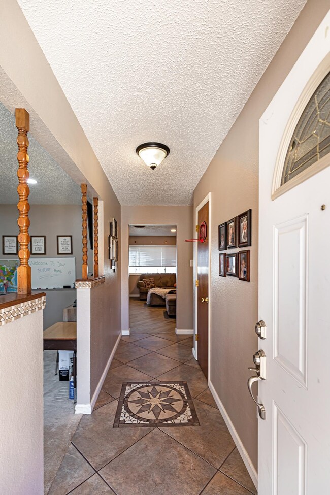 401 Sundial Ave, Alamogordo, NM 88310 - photo 6