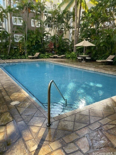 Windsor Condos unit 2701, Honolulu, HI 96815 - photo 6