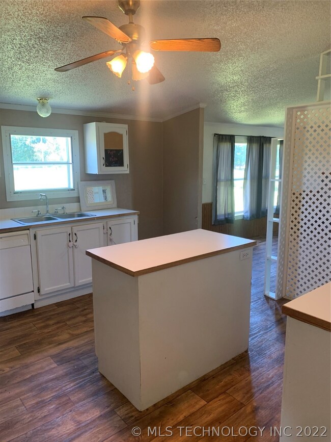 3290 Alt 75, Mounds, OK 74047 - photo 4