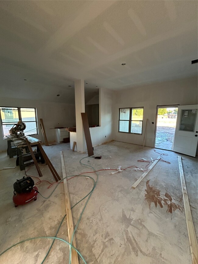 453 Waterloo Dr, Abilene, TX 79602 - photo 3