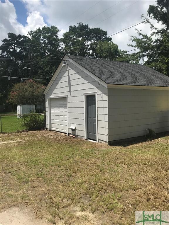 2306 E 40th St, Savannah, GA 31404 - photo 3