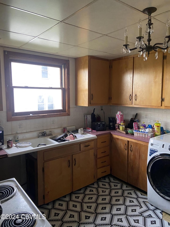 Pine kitchen