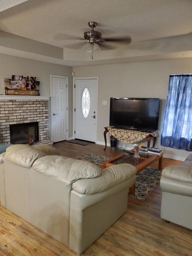 Living room 2