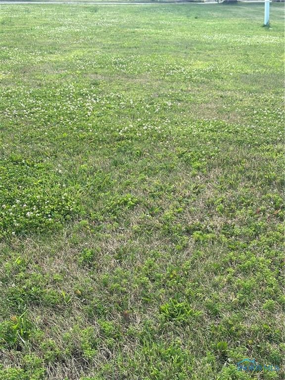 106 N Sycamore Ave, Sycamore, OH 44882 - photo 2