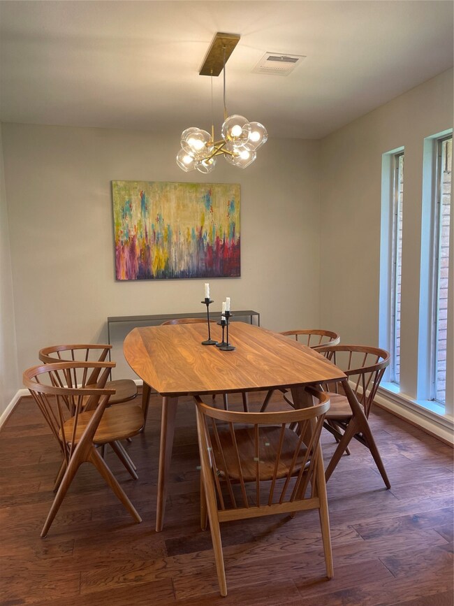 Formal dining room