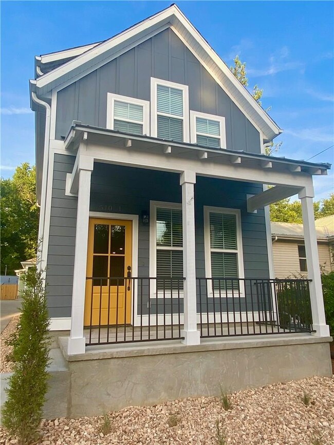 510 S College Ave unit 1, Fayetteville, AR 72701 - photo 2