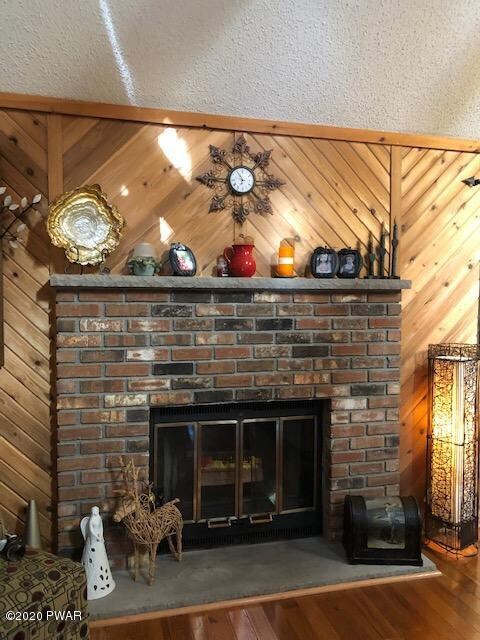 131 Hillcrest Dr, Lords Valley, PA 18428 - photo 4