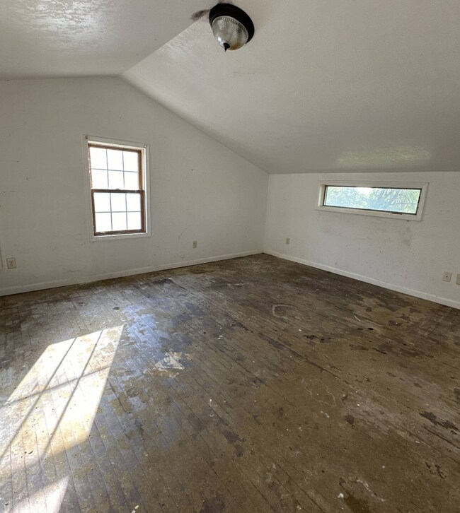 upper level bedroom
