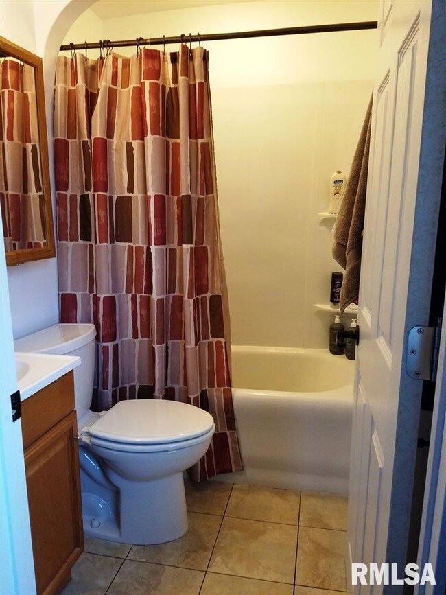 2017 44th St, Rock Island, IL 61201 - photo 7