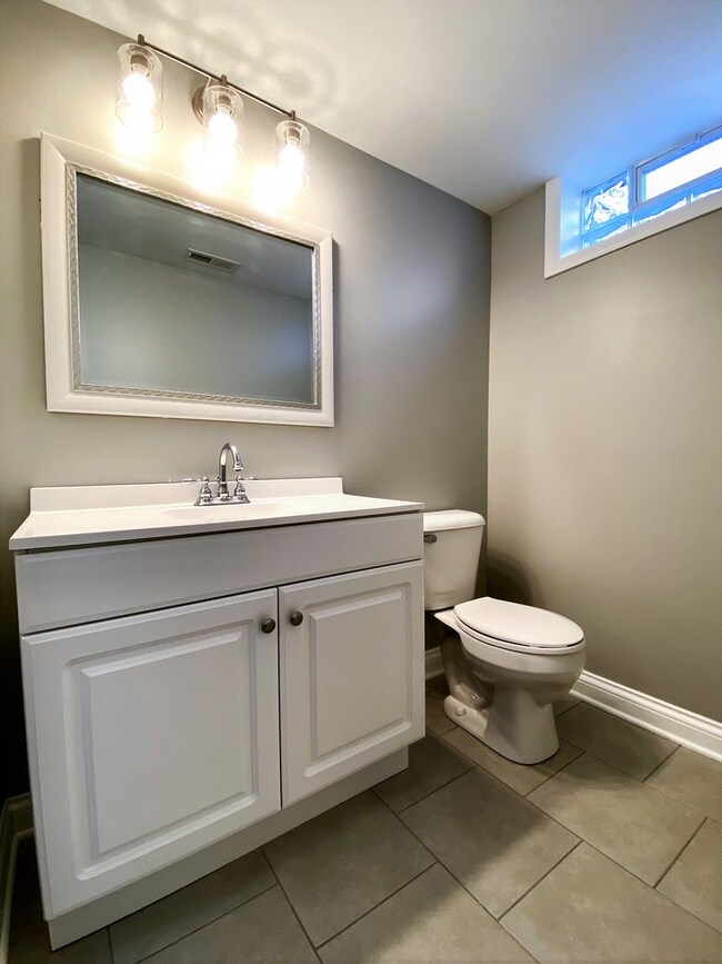 1806 169th St, Hazel Crest, IL 60429 - photo 4